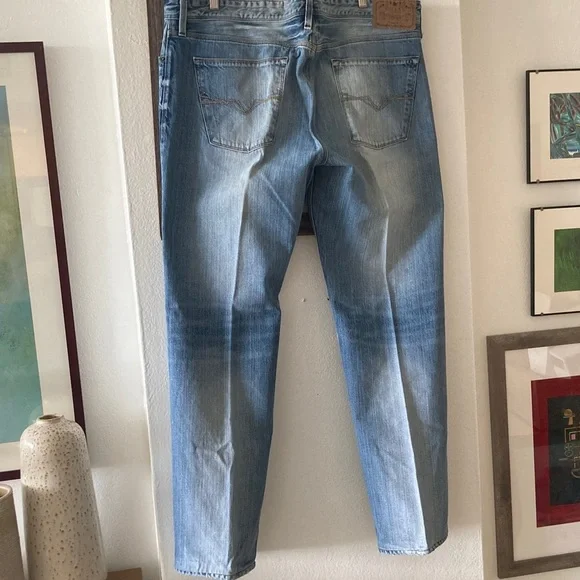 Guess Light Blue Straight Jeans - Picture 3 of 11